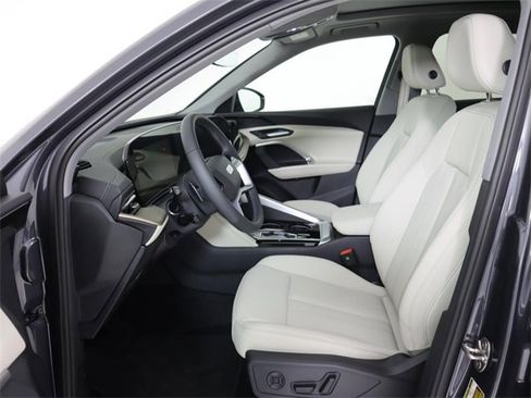 New 2025 Audi Q5 Premium image 12