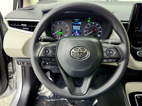 Used 2024 Toyota Corolla LE w/ LE Convenience Package FWD image 13