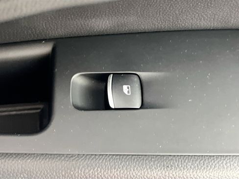 Used 2018 Alfa Romeo Stelvio Sport w/ Quick Order Package 22J Sport AWD/4WD image 32