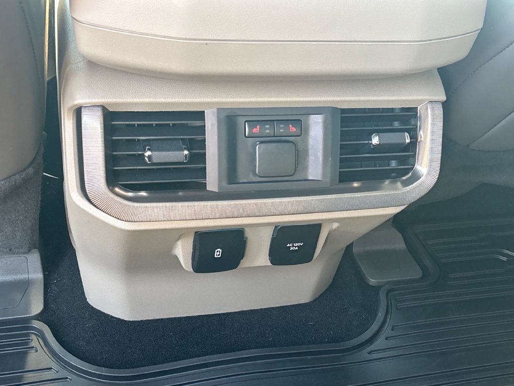 Used 2024 Ford F150 Platinum AWD/4WD image 23
