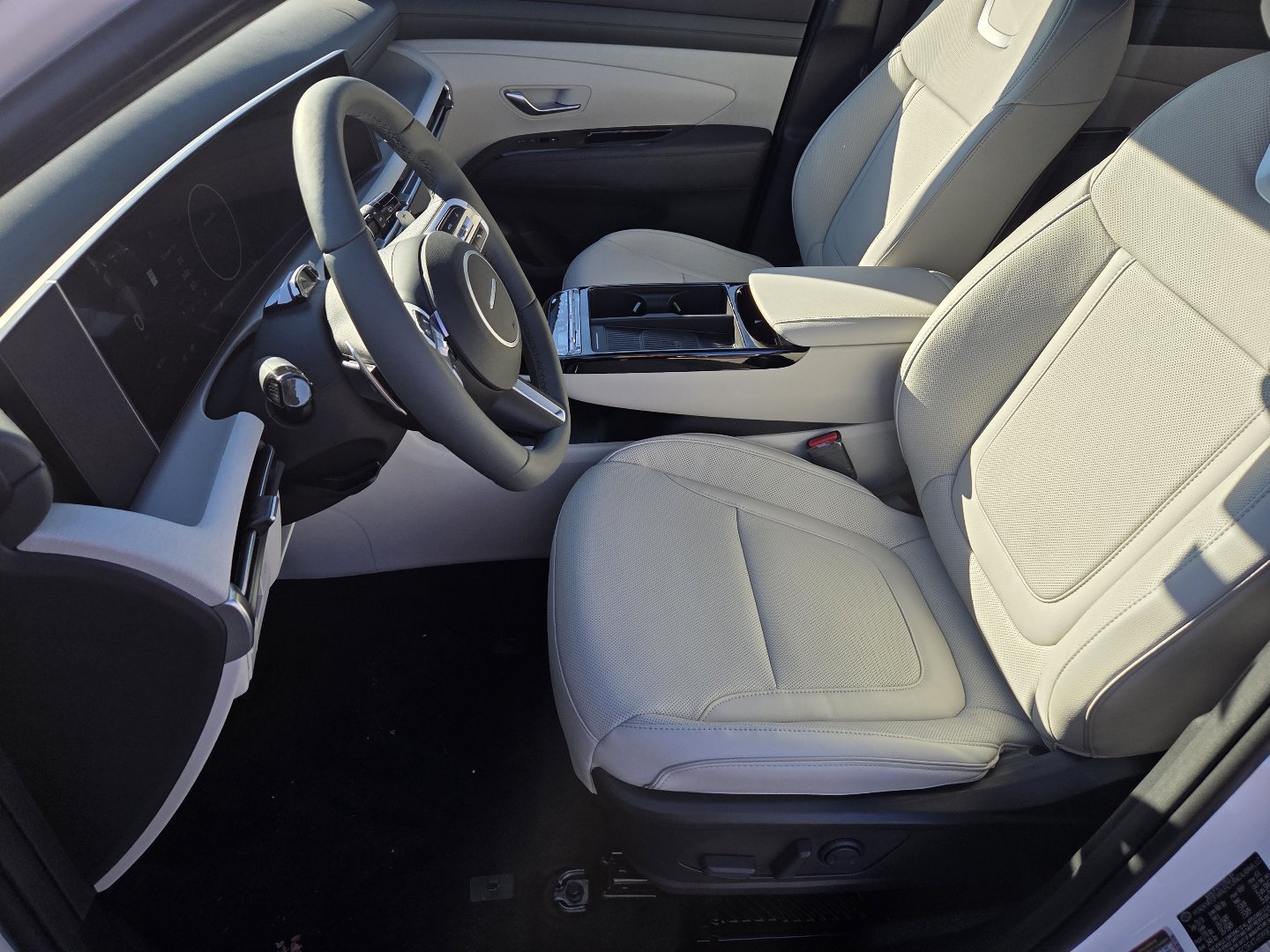 New 2026 Hyundai Tucson Limited AWD/4WD image 28