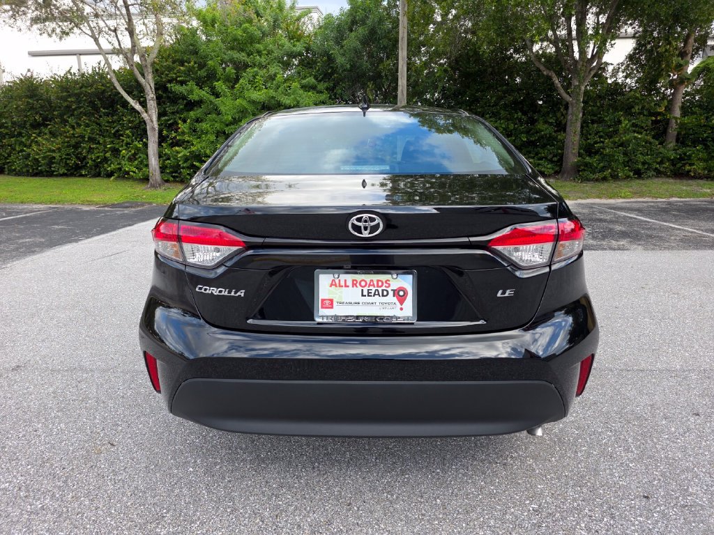 New 2027 Toyota Corolla LE FWD image 10