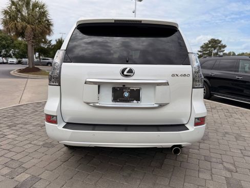 Used 2022 Lexus GX 460 Premium w/ Premium Package AWD/4WD image 10