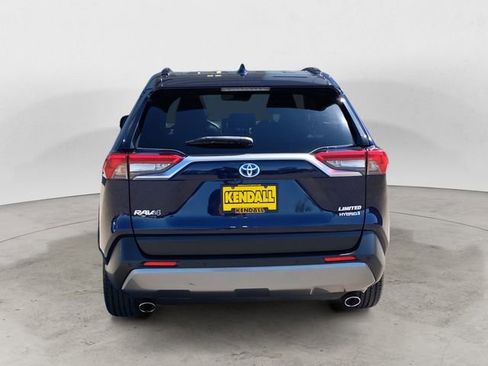 Used 2019 Toyota RAV4 Limited AWD/4WD image 4