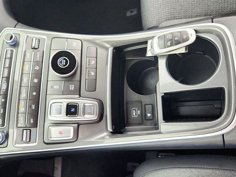Used 2023 Hyundai Santa Fe SEL image 31