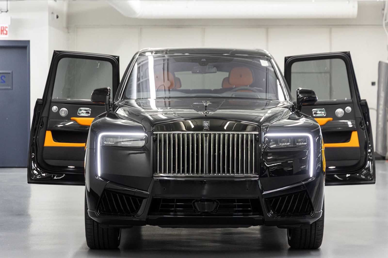 New 2027 Rolls-Royce Cullinan Black Badge AWD/4WD image 25