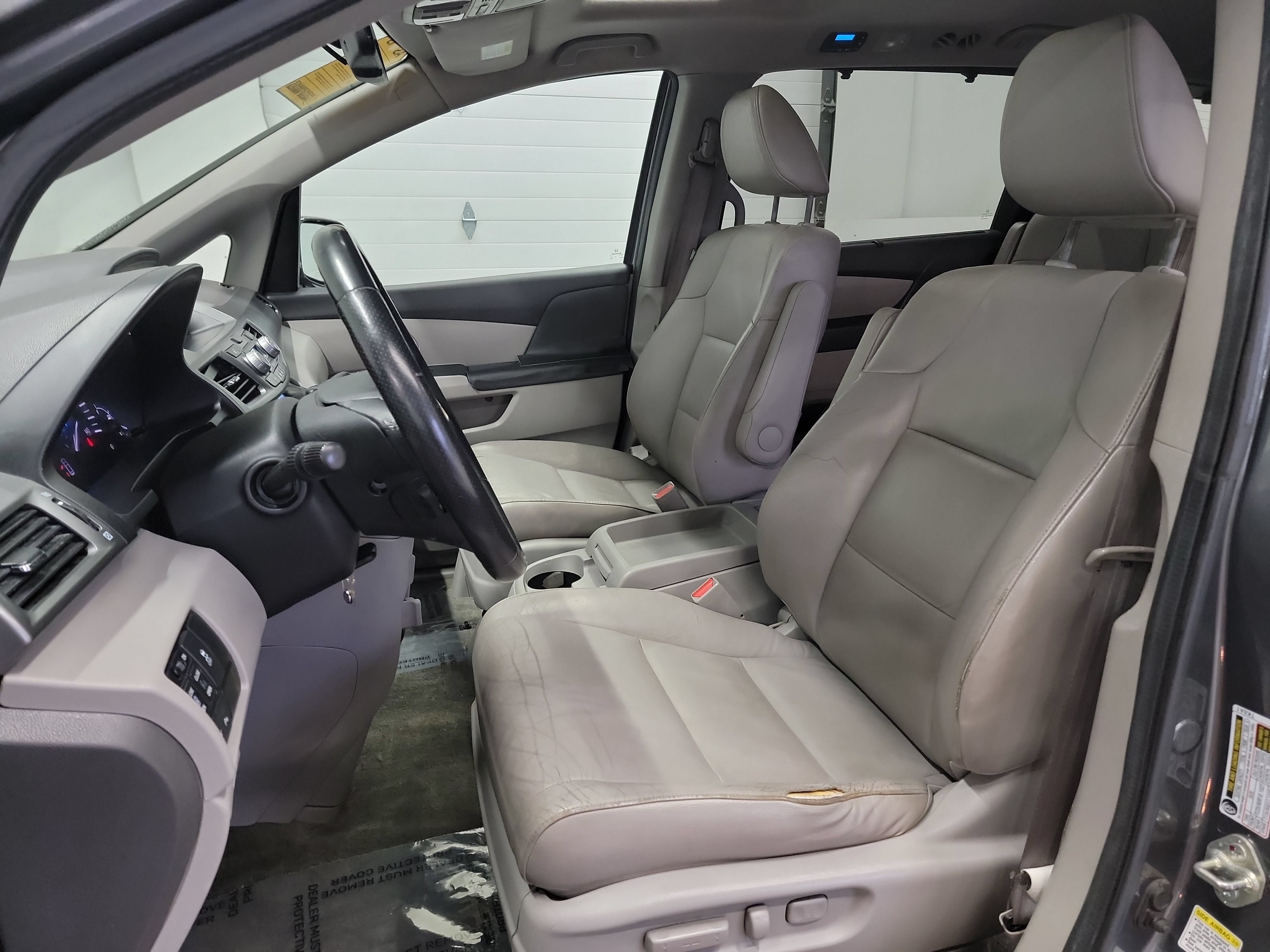 Used 2013 Honda Odyssey Touring image 12