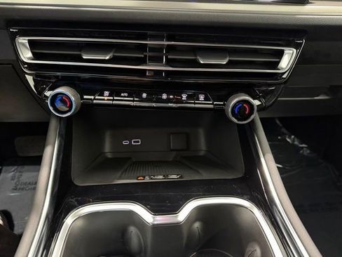 New 2026 Chevrolet Traverse LT w/ Driver Confidence Package image 18