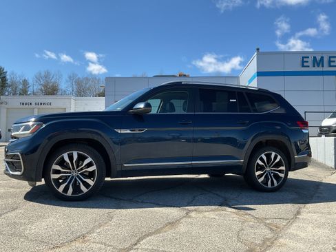 Used 2021 Volkswagen Atlas SEL R-Line image 4