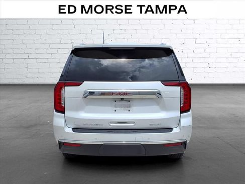 Used 2022 GMC Yukon SLT w/ SLT Premium Package RWD image 4