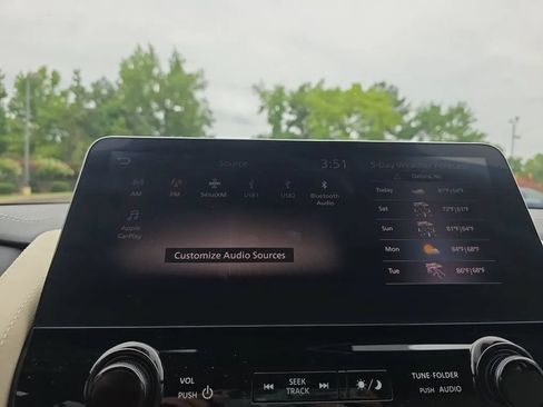 Used 2022 INFINITI QX80 Sensory w/ Cargo Package RWD image 27