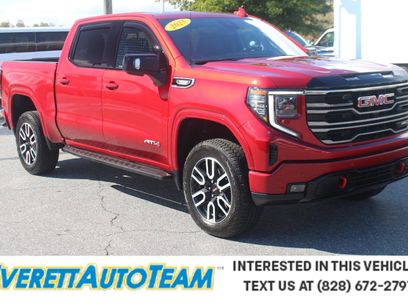 Used 2025 GMC Sierra 1500 AT4 w/ AT4 Premium Package
