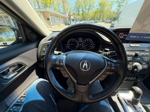 Used 2013 Acura ILX FWD image 23