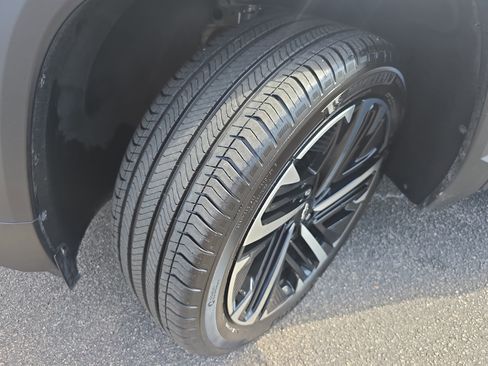 Used 2026 Chevrolet Equinox RS FWD image 30