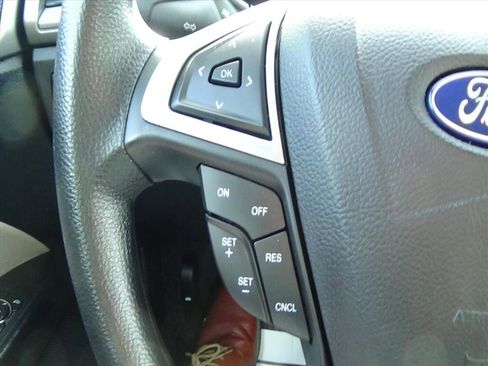 Used 2018 Ford Fusion S image 19