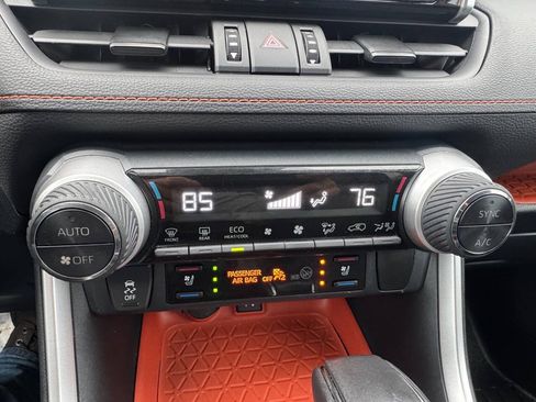 Used 2019 Toyota RAV4 Adventure w/ Cold Weather Package AWD/4WD image 15