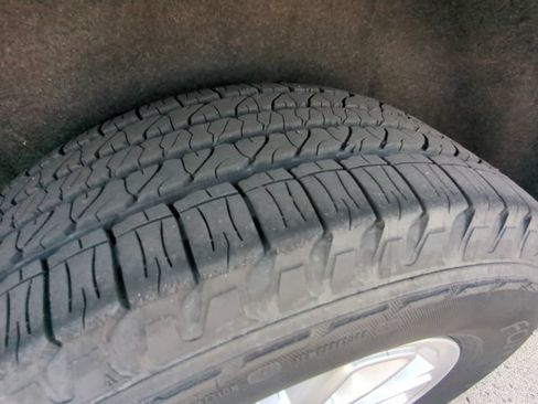 Used 2020 Jeep Grand Cherokee Laredo AWD/4WD image 10
