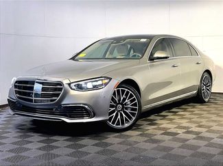 Used 2024 Mercedes-Benz S 580 4MATIC Sedan video 1