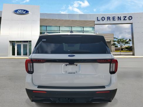 New 2026 Ford Explorer ST-Line w/ ST-Line Street Pack image 5