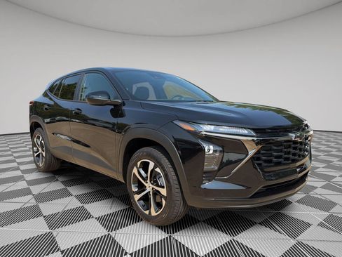 New 2026 Chevrolet Trax RS w/ Driver Confidence Package FWD image 7