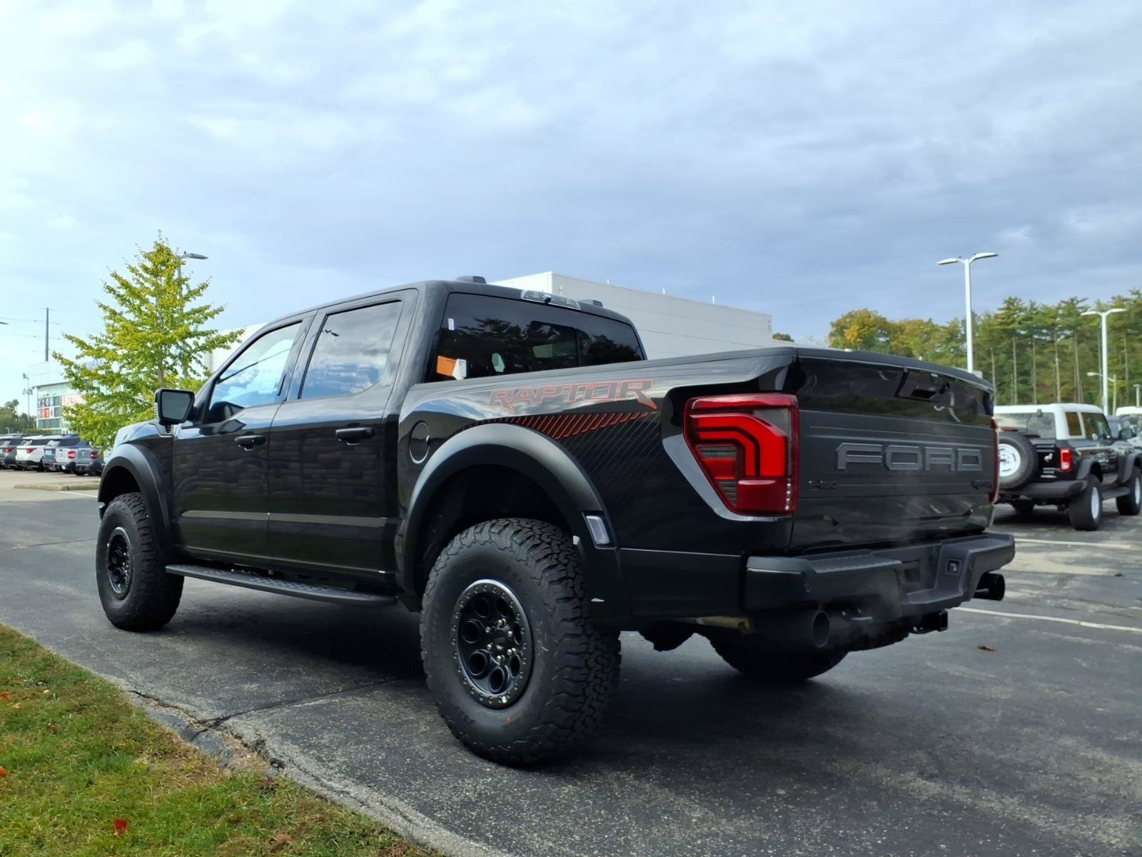 New 2026 Ford F150 Raptor AWD/4WD image 8