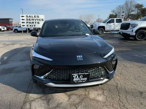 New 2026 Buick Envista Avenir image 3