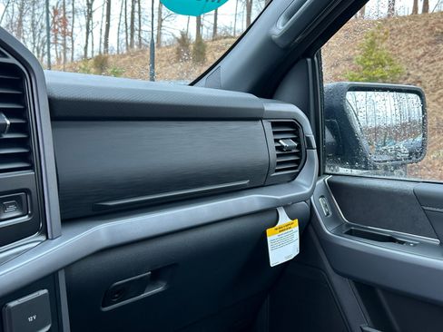 New 2026 Ford F150 XLT w/ Equipment Group 302A MID AWD/4WD image 18