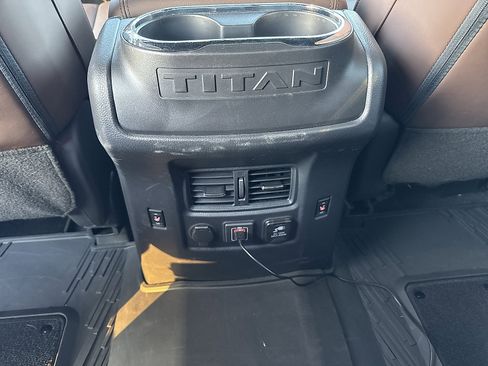 Certified 2024 Nissan Titan Platinum Reserve w/ Moonroof Package image 10