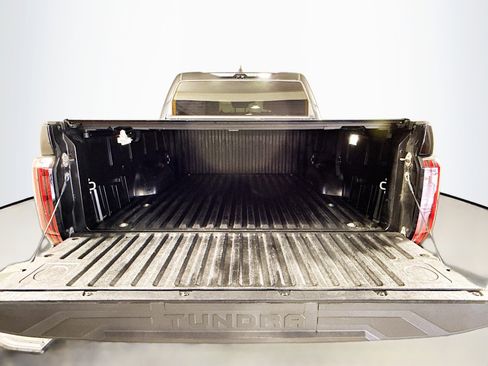 Certified 2022 Toyota Tundra Platinum w/ Advanced Package AWD/4WD image 26