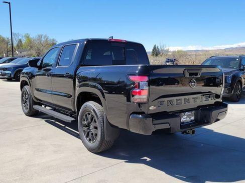 New 2026 Nissan Frontier SV w/ SV Convenience Package image 3