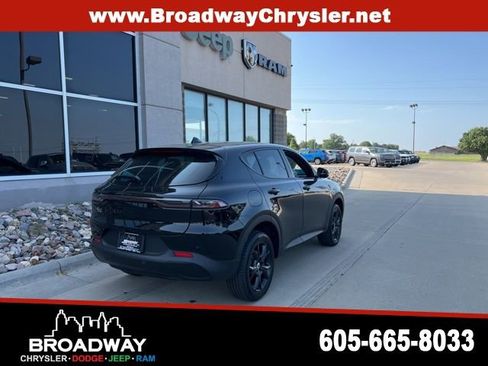 Used 2024 Dodge Hornet GT w/ GT Blacktop Package image 5