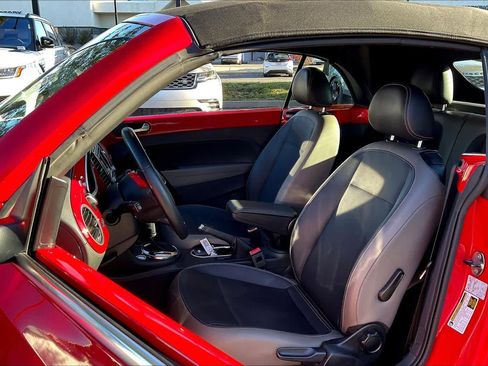 Used 2014 Volkswagen Beetle 2.5 image 26
