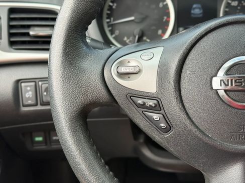 Used 2018 Nissan Sentra SR w/ Electronics Package FWD image 18