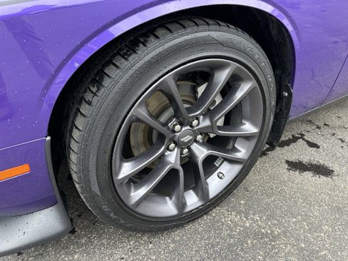 Used 2023 Dodge Challenger R/T w/ T/A Package image 7