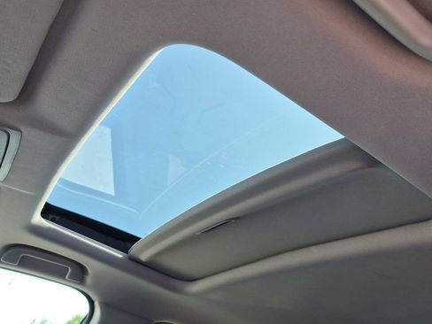 Used 2022 Honda CR-V Touring image 26