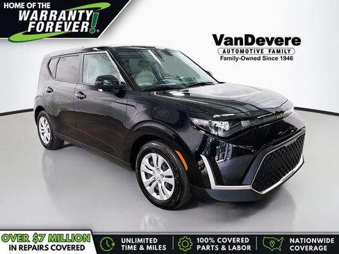 Used 2024 Kia Soul LX FWD image 1
