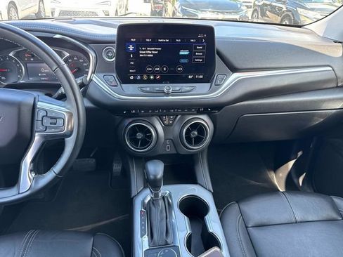 Used 2024 Chevrolet Blazer LT FWD image 20