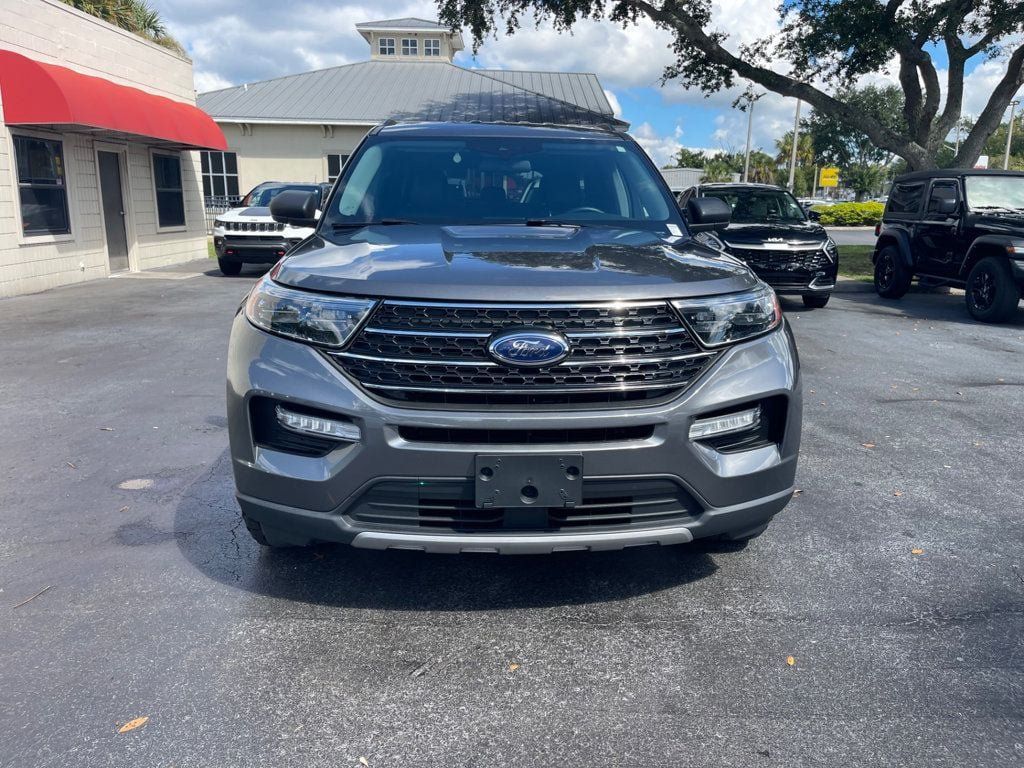Used 2023 Ford Explorer XLT w/ Equipment Group 202A AWD/4WD image 9