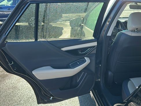 Used 2021 Subaru Outback Limited image 21