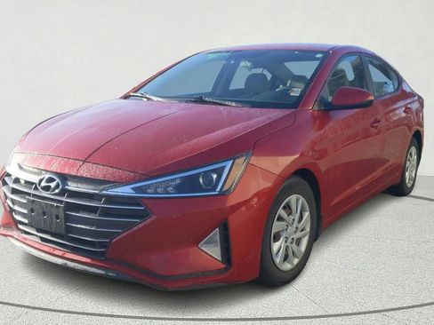 Used 2020 Hyundai Elantra SE image 3