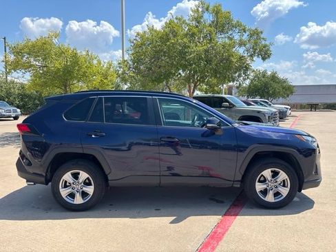 Used 2025 Toyota RAV4 XLE FWD image 4