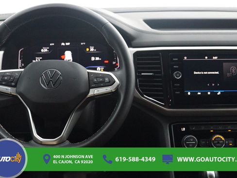 Used 2022 Volkswagen Atlas Cross Sport SE FWD image 5
