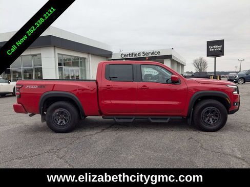 Used 2025 Nissan Frontier PRO-4X image 2
