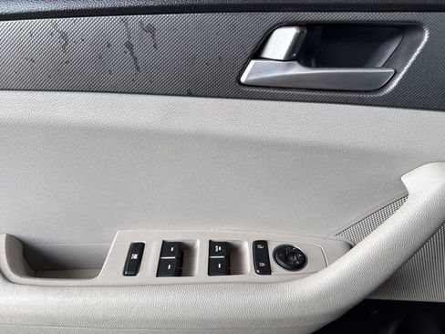 Used 2016 Hyundai Sonata SE FWD image 8
