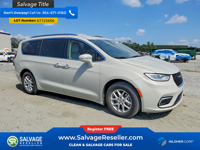 Used 2021 Chrysler Pacifica Touring-L FWD image 5