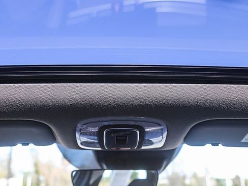 Certified 2025 Hyundai Elantra SEL image 18