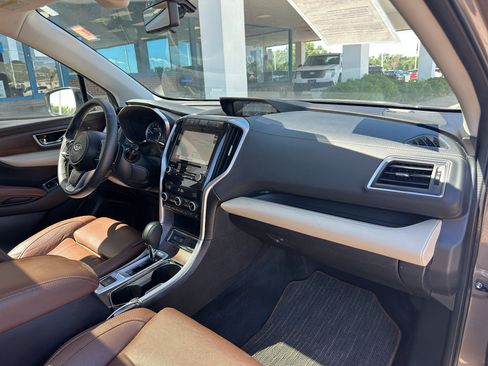 Used 2022 Subaru Ascent Touring AWD/4WD image 29