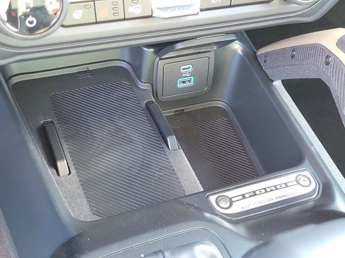 New 2025 Ford Bronco Badlands image 38