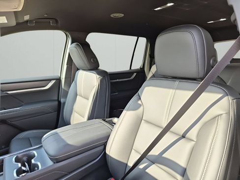 New 2026 GMC Acadia Elevation w/ Black Edition FWD image 35