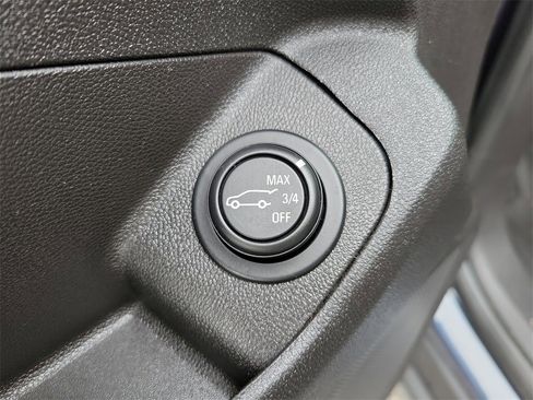 Used 2018 GMC Terrain SLT w/ LPO, Cargo Package image 23